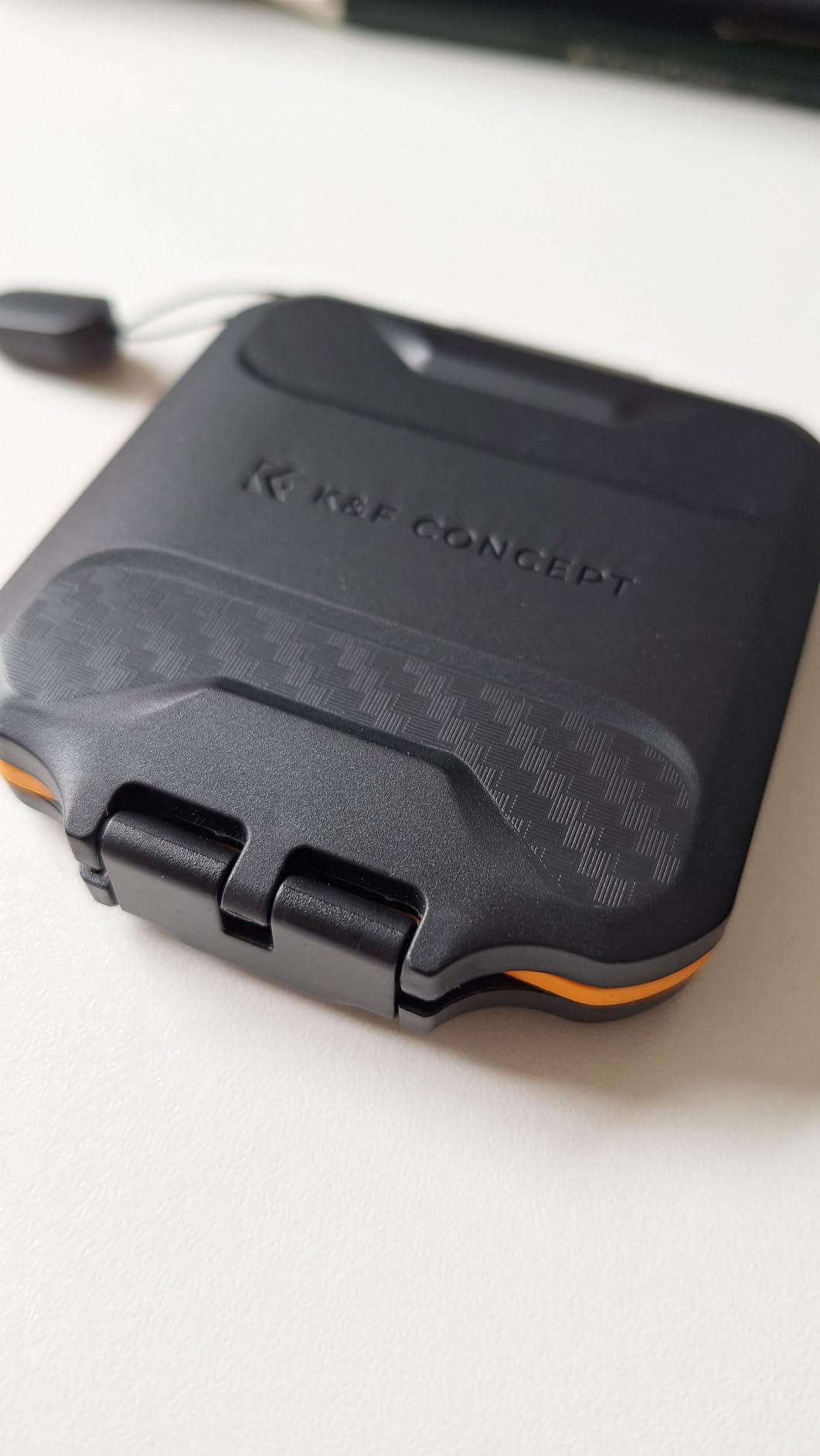 K&F CONCEPT 12 Slots Memory Card Case, Water-Resistant Card Holder, Anti-Shock, PM05 customer photo 1