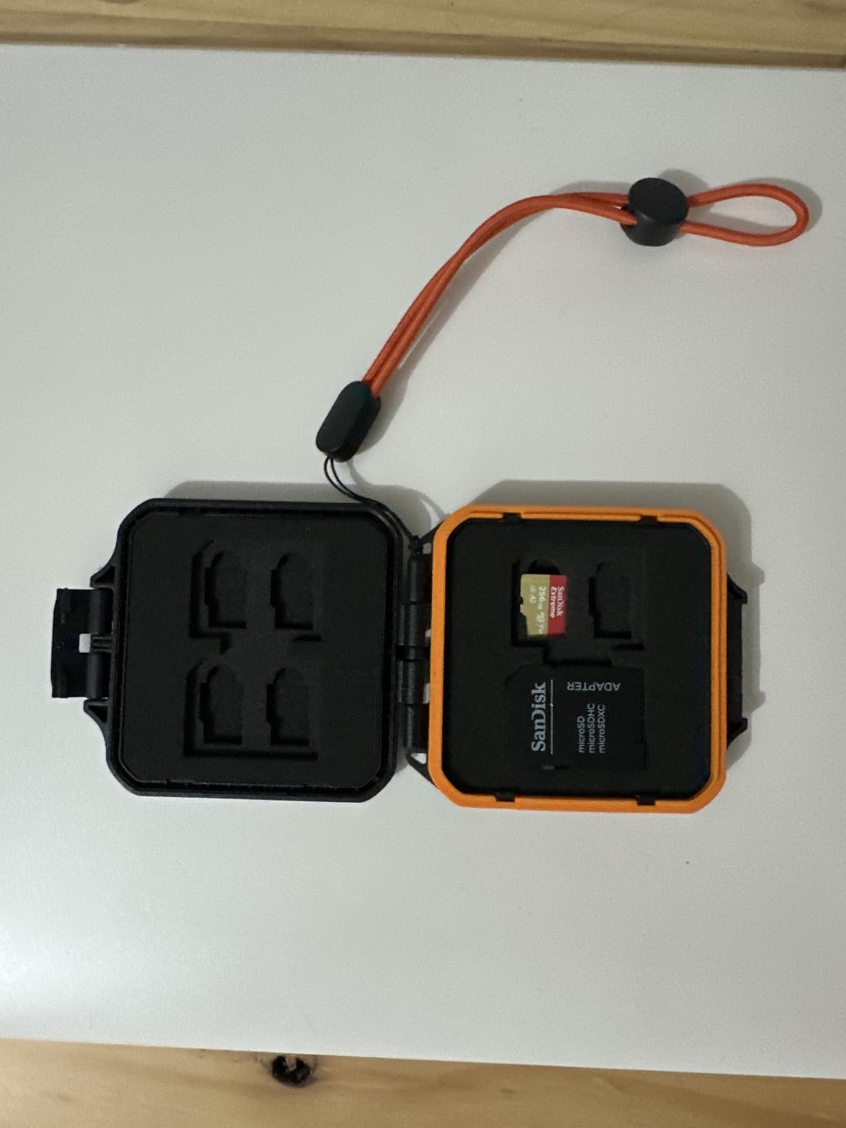 K&F CONCEPT 12 Slots Memory Card Case, Water-Resistant Card Holder, Anti-Shock, PM05 customer photo 2
