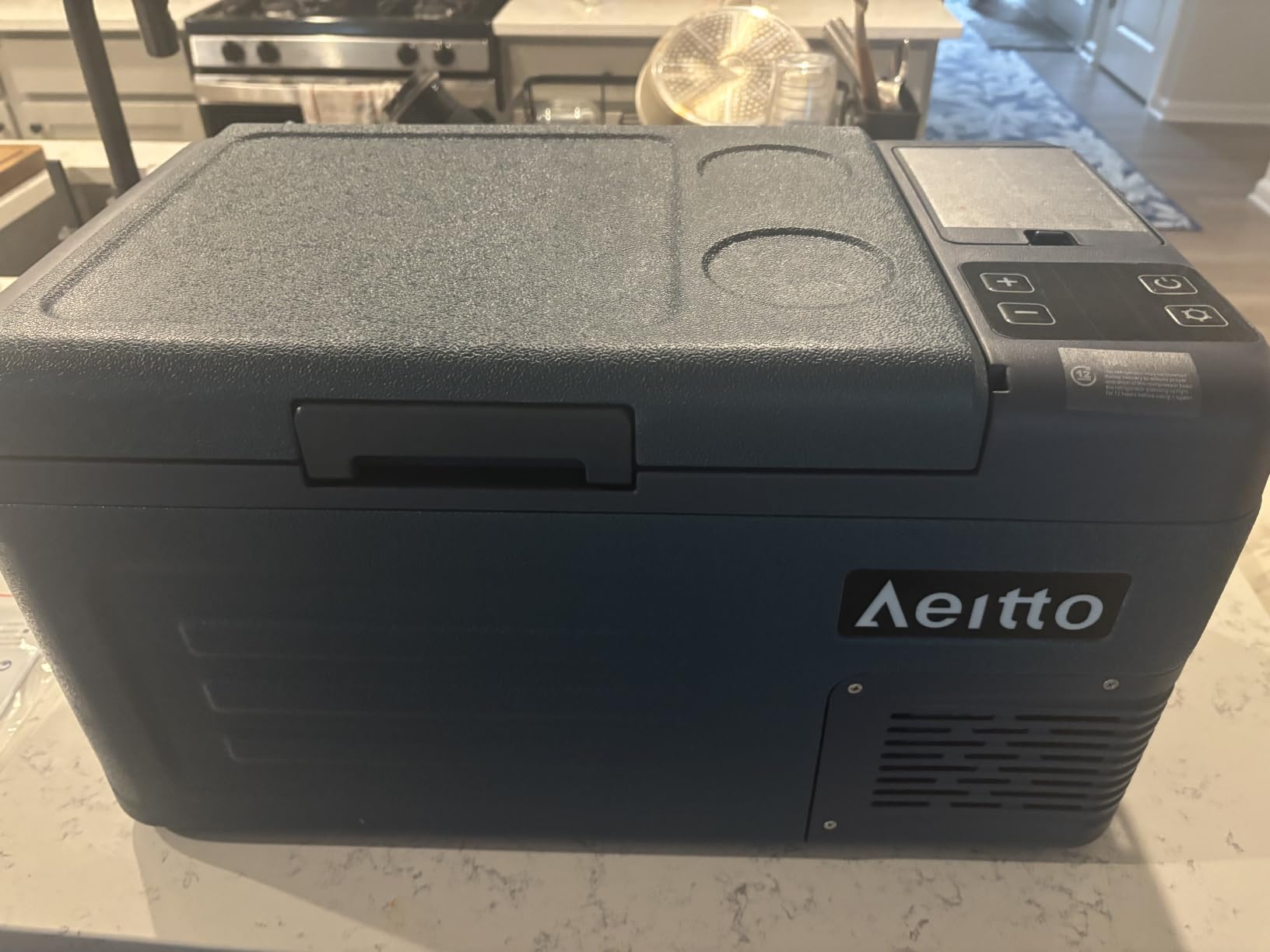 Aeitto 12 Volt Car Refrigerator 20Quart Car Fridge Freezer Electric Cooler Portable Cooler 12V Fridge RV Refrigerator -4℉-68℉ Temp Control 12/24V DC & 100-240V AC for Travel, Camping, RV, Road customer photo 2