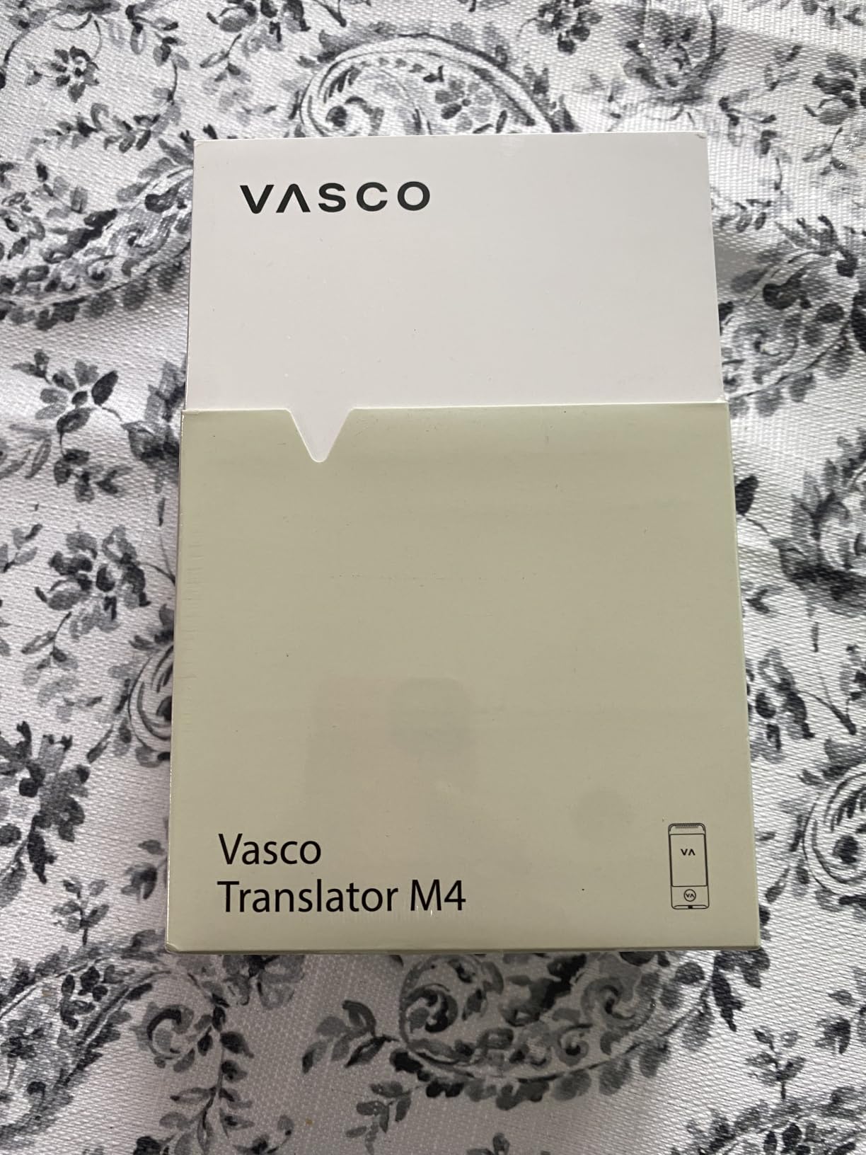Vasco Translator M4 Voice Translator | Free Lifetime Internet | Matte Black | Lightweight Pocket-Sized Translator | Easy Physical Talk Button | Automatic Two-Way Mode | 113 Languages customer photo 2