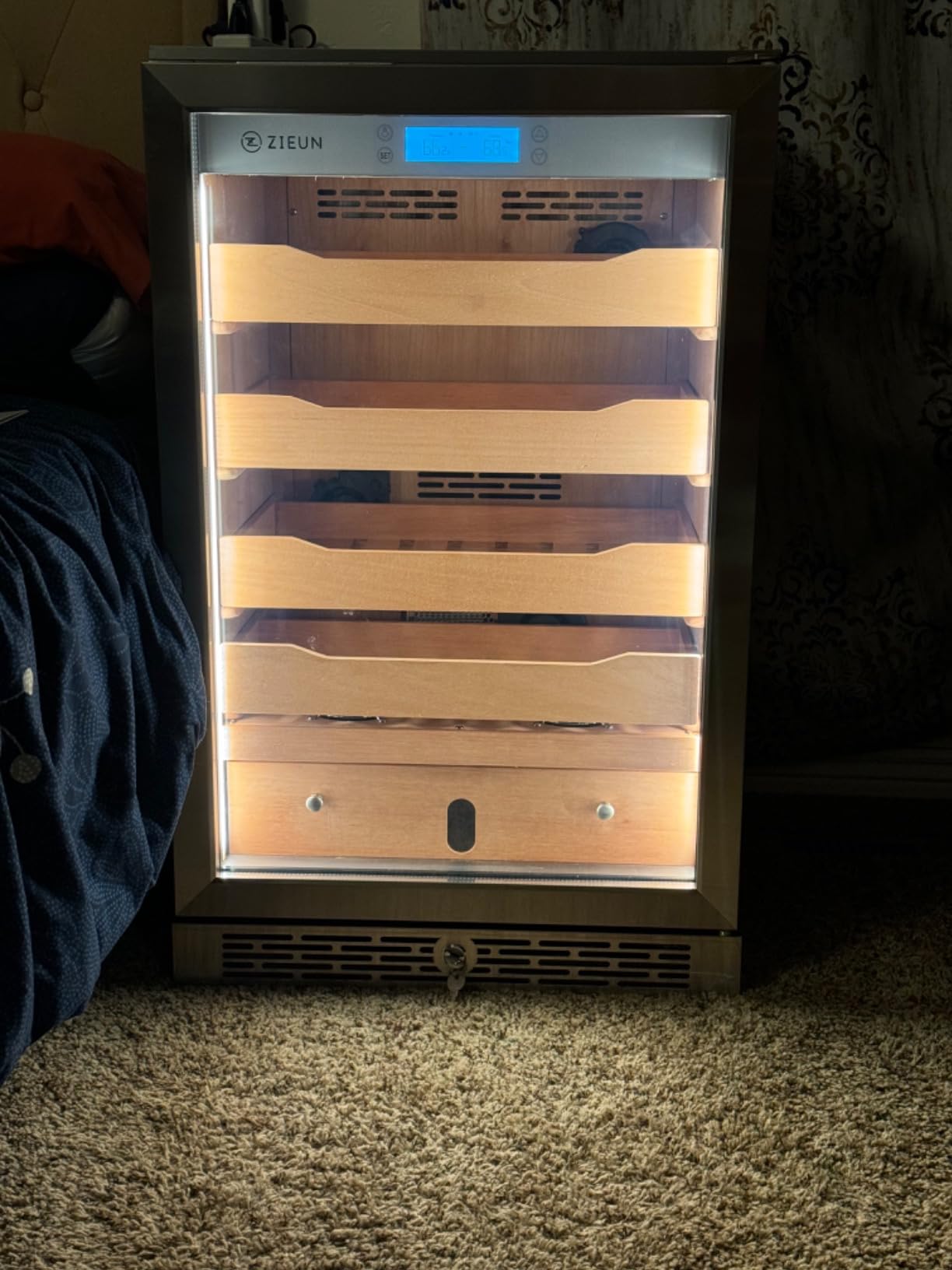 Upgrade 84L Electric Cigar Humidor Temperature & Humidity Control, Built-in Humidification System with Spanish Cedar Wood Shelves, Holds 800 Cigars with LED customer photo 2