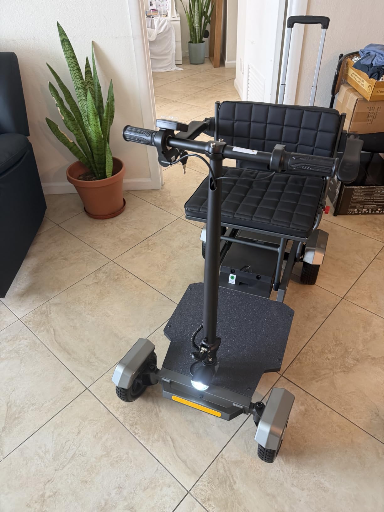 Lightweight Mobility Scooters for Seniors and Adults, Foldable 4-Wheel Motorized Scooter with Storage Crate & Basket, Aluminum Frame, 450W Brushless Motor, Led Light, 25 Miles Range, 400Lbs Capacity customer photo 2