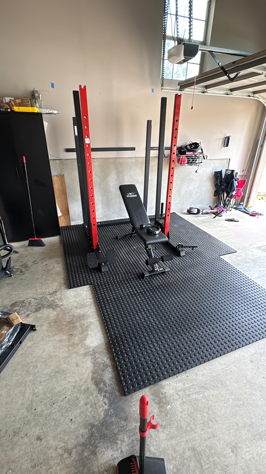 pooboo Power Cage Smith Machine with 2000LB Squat Rack Cable System | LAT Pulldown and Dual Pulley Cable Crossover with All-in-One Home Gym Machine, Adjustable Stations and Training Attachments customer photo 1