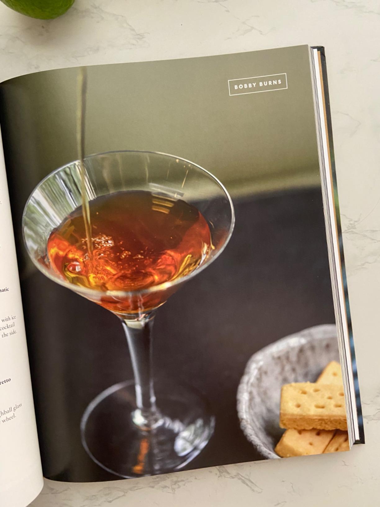 The New Craft of the Cocktail: Everything You Need to Know to Think Like a Master Mixologist, with 500 Recipes customer photo 1