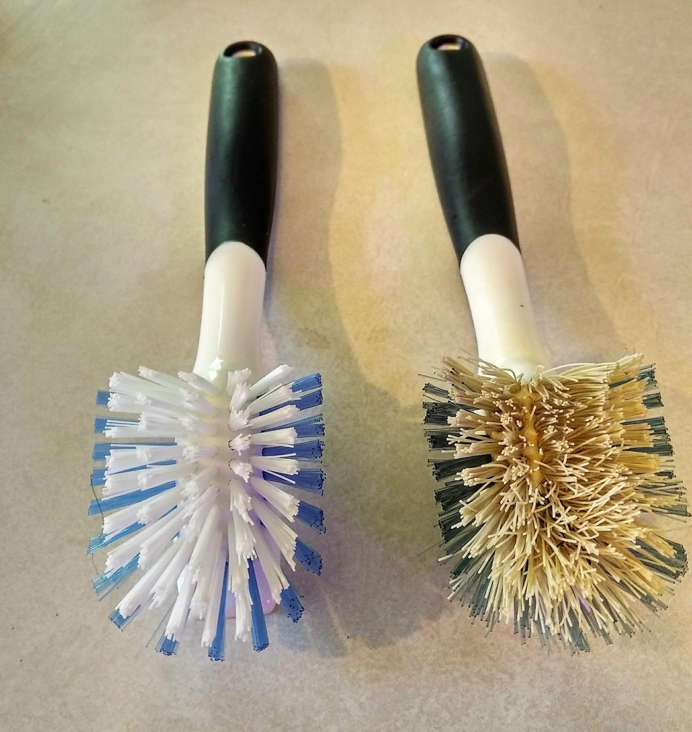 OXO Good Grips Dish Scrub Brush with Non-Slip Handle, Nylon Bristles customer photo 1