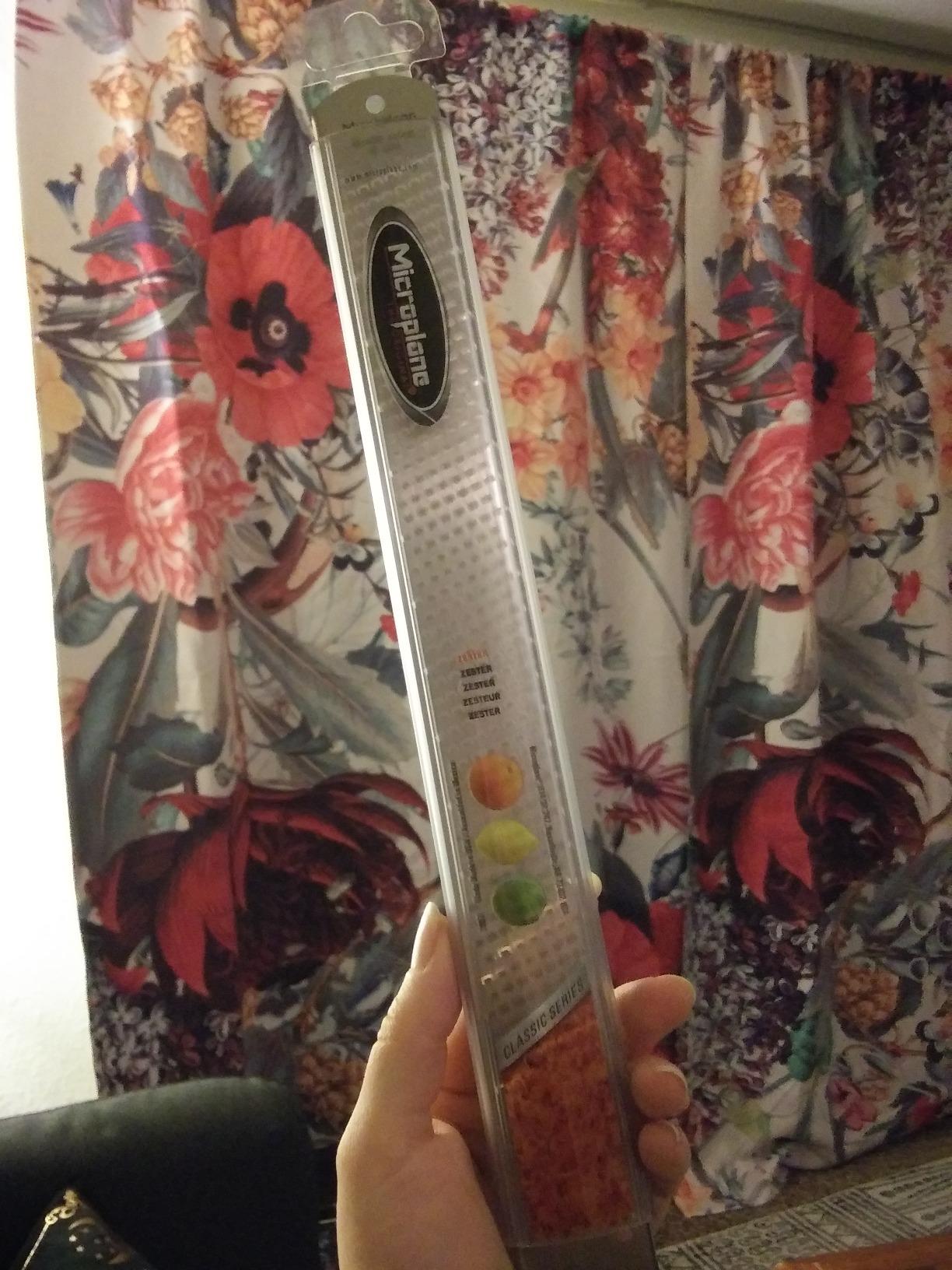Microplane All-Stainless Steel Lemon Zester Tool, Blade made in the USA customer photo 1