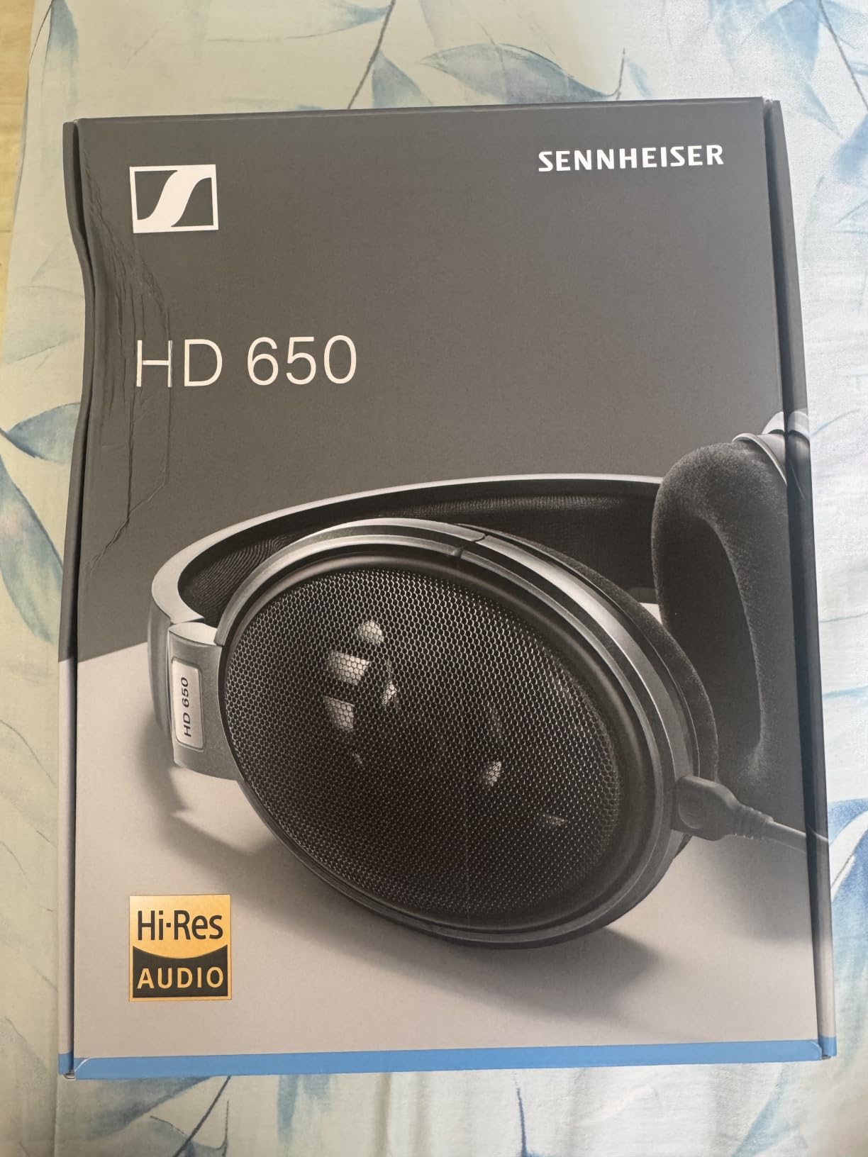 Sennheiser HD 650 - Audiophile Hi-Res Open Back Dynamic Headphone customer photo 1