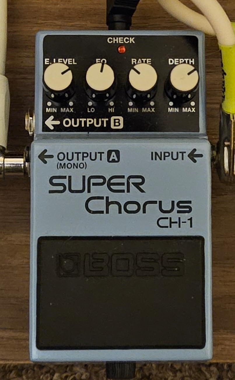 BOSS CH-1 SUPER Chorus | Classic Compact Chorus Effects Pedal | Cystal-Clear Tone for Guitar & Keyboards | Versatile Sound Shaping | Mono & Stereo Connectivity | Easy-to-Use Controls customer photo 1