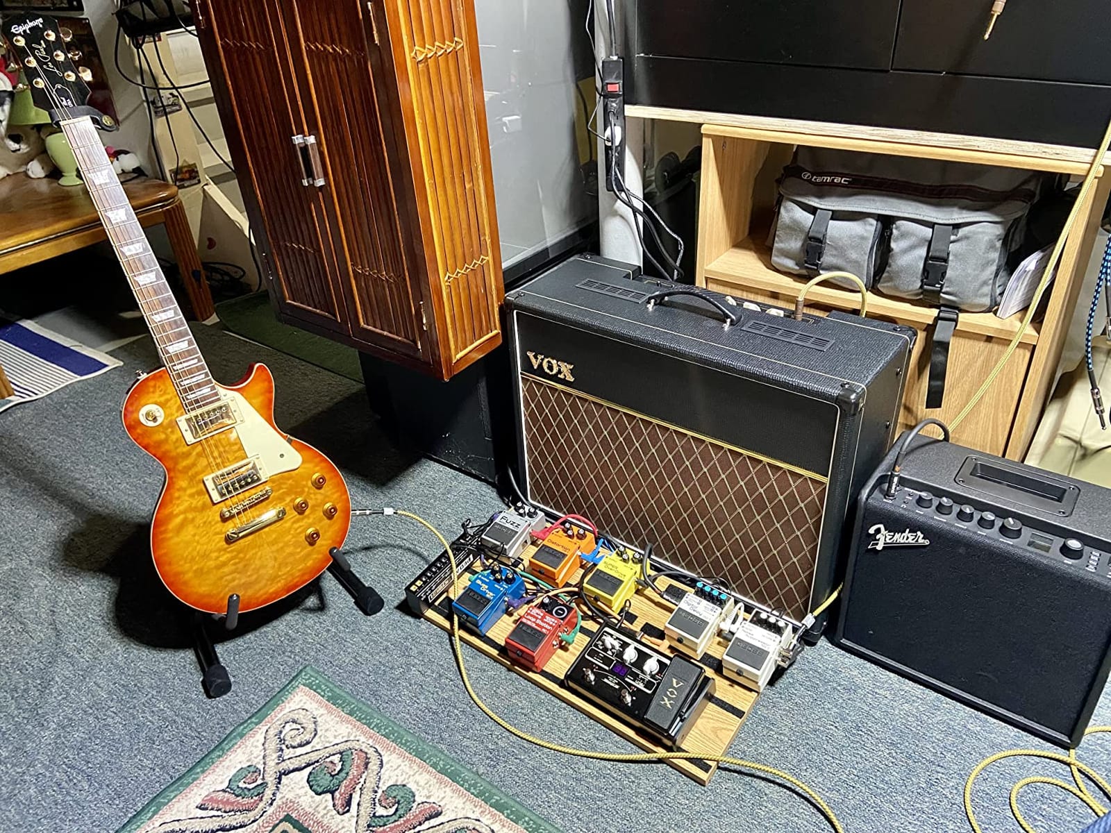 BOSS DS-1 Distortion | Compact Distortion Pedal | The Benchmark in Guitar Distortion | Hard-edged Attack & Smooth Sustain | Wide Tone Range customer photo 1