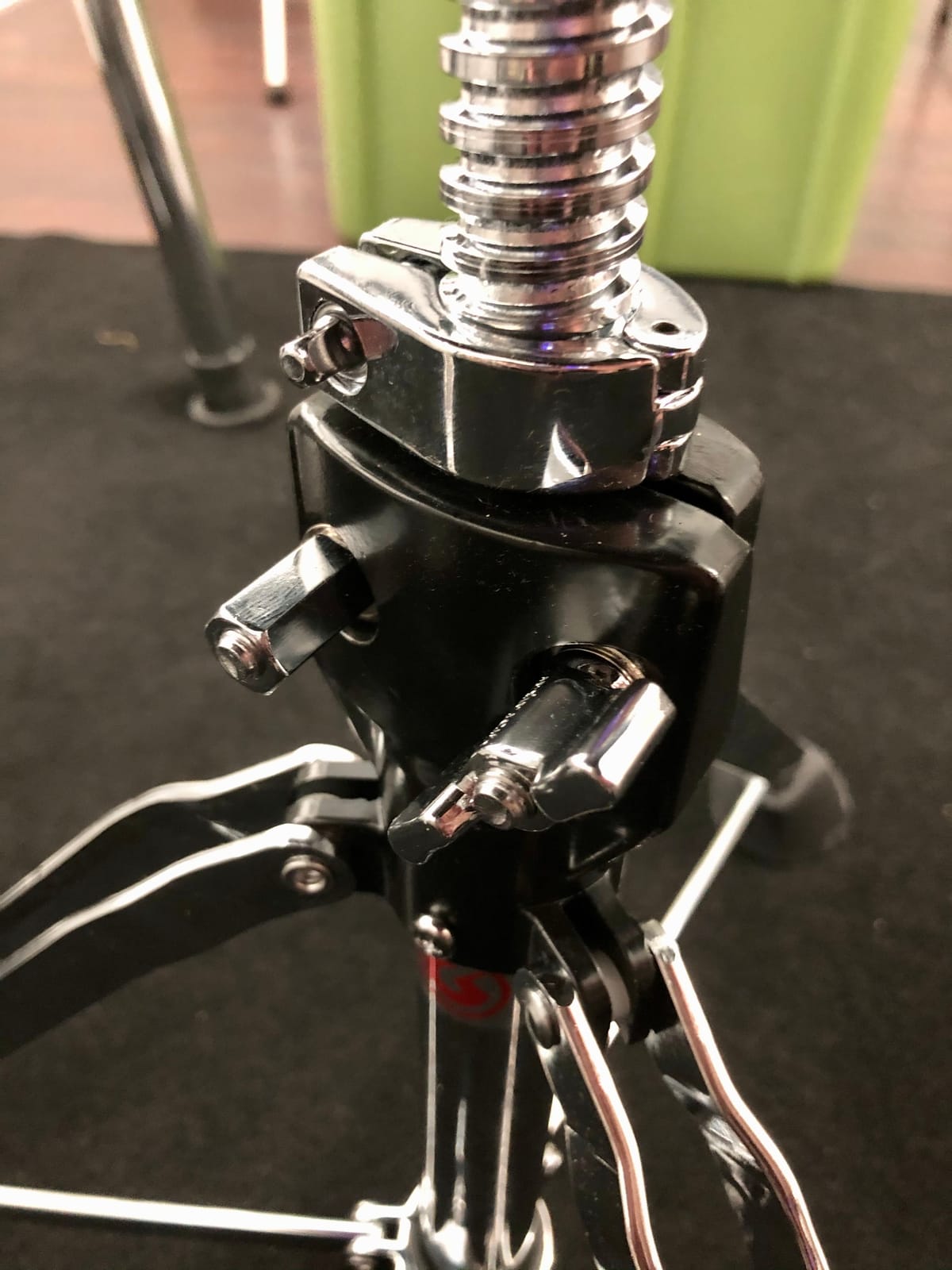 Gibraltar Drum Throne with Adjustable Height, Round Seat, Double-Braced Stool, Comfortable Cushion, Stable Tripod Base, Ideal for Practice, Studio, or Live Performance (9608) customer photo 2