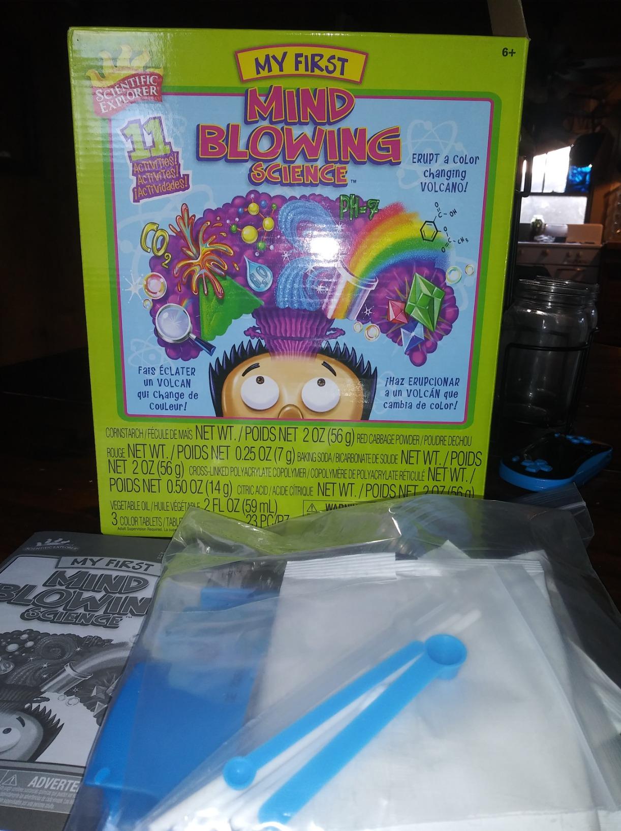 ALEX Toys Scientific Explorer My First Mind Blowing Science Kids Science Experiment Kit, Multicolor, Small customer photo 1