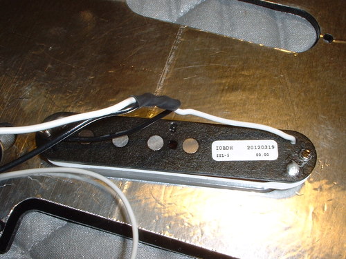 Seymour Duncan Custom Staggered Strat - Neck/Middle/Bridge - White customer photo 1