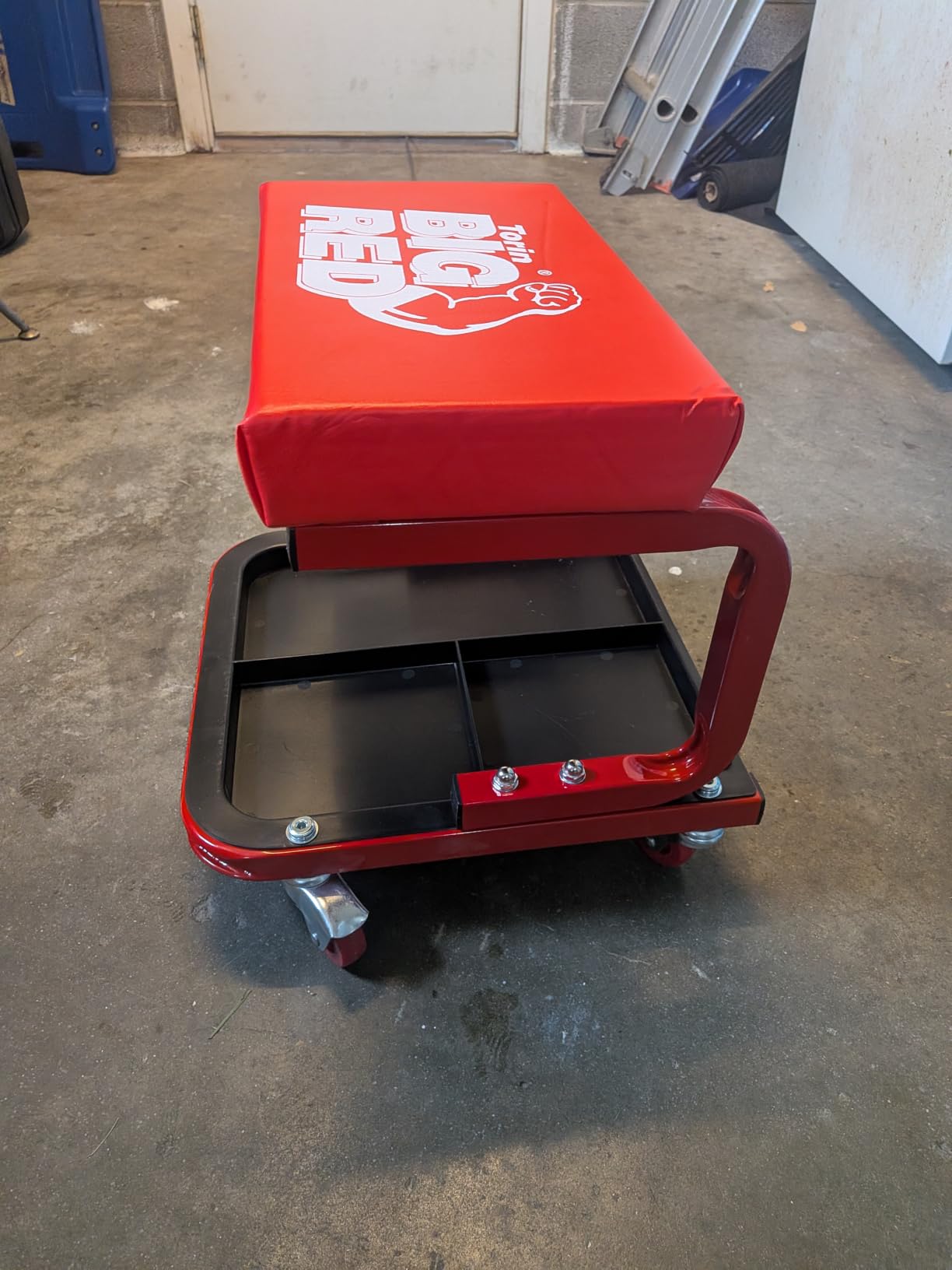 Torin TR6300 Red Rolling Creeper Garage/Shop Seat: Padded Mechanic Stool with Tool Tray Large customer photo 1