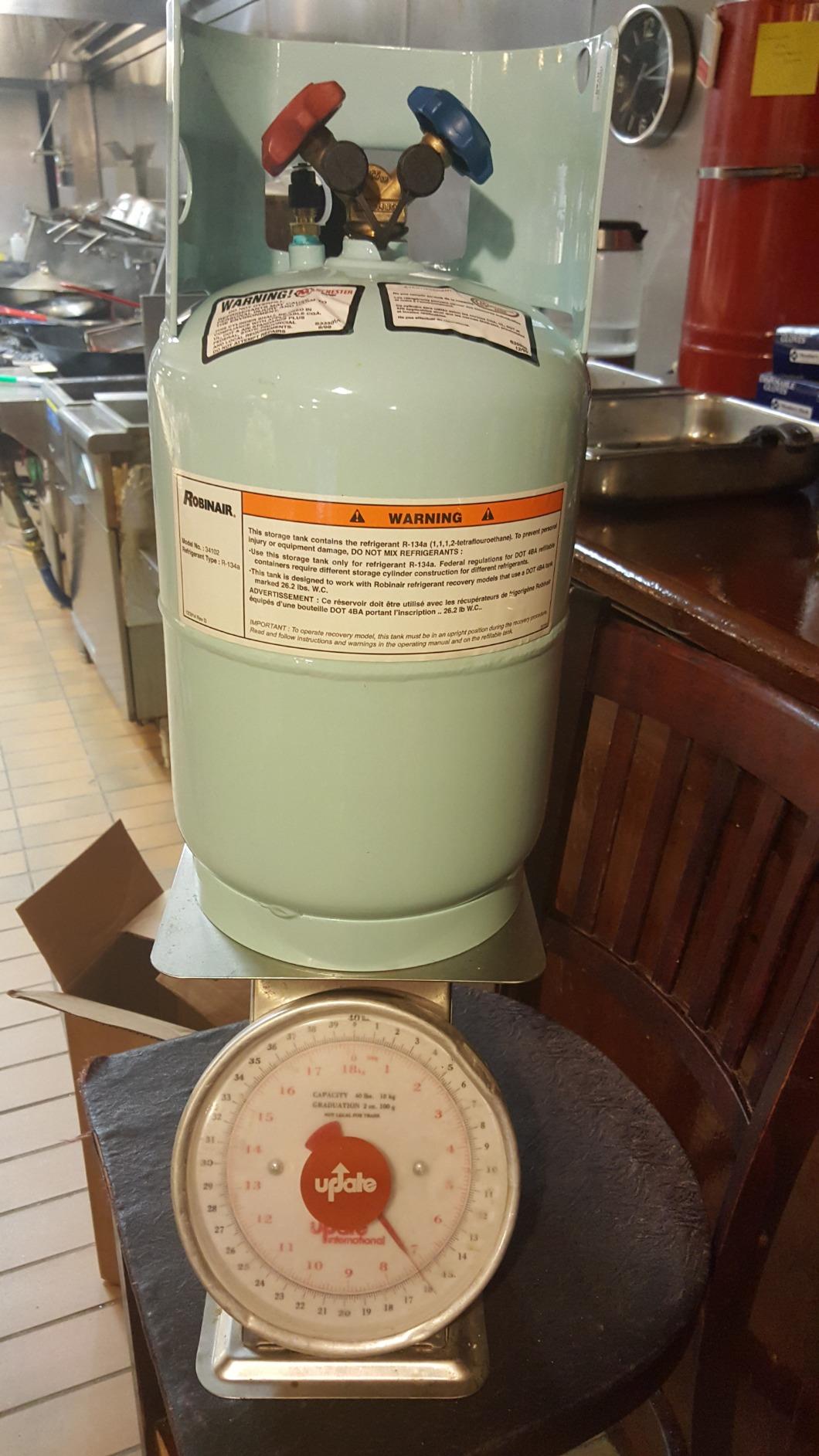 Robinair 34102 Empty 30 lb. Refrigerant Tank for R-134a customer photo 1