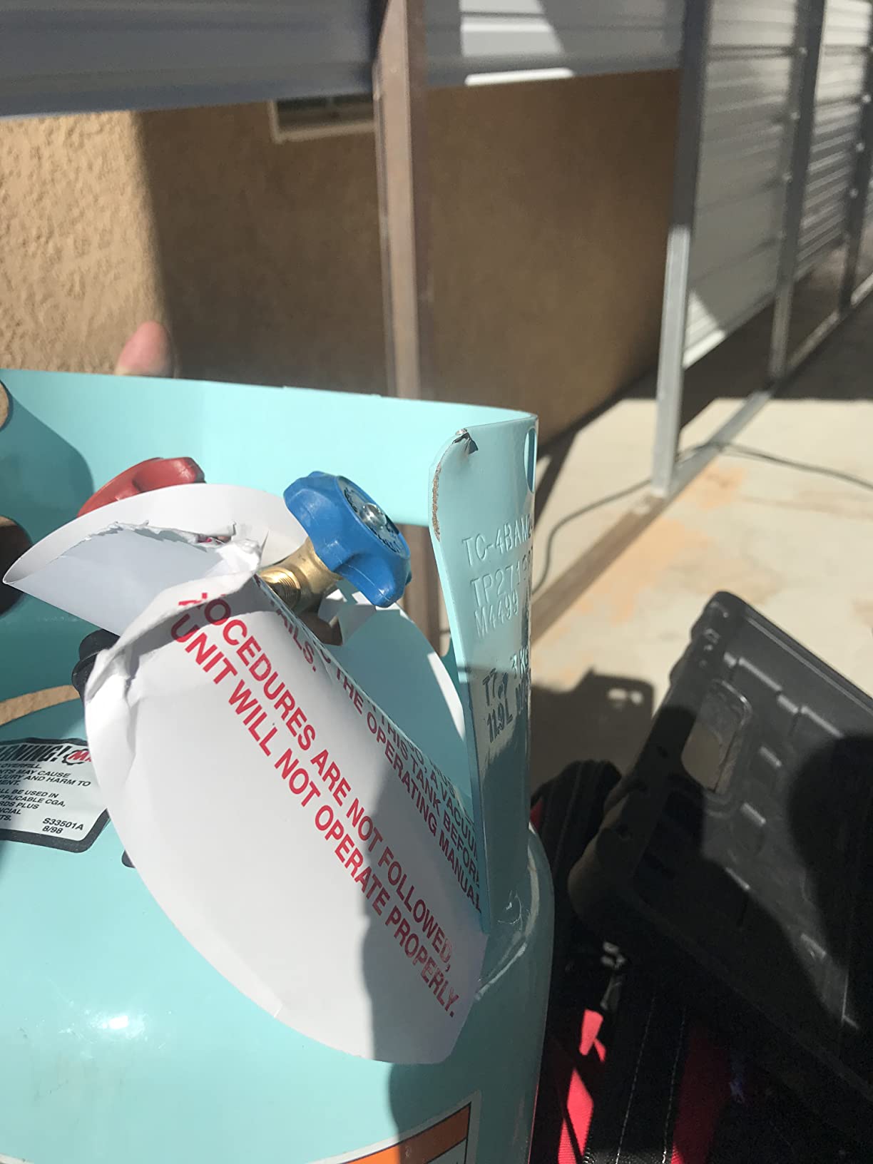 Robinair 34102 Empty 30 lb. Refrigerant Tank for R-134a customer photo 2