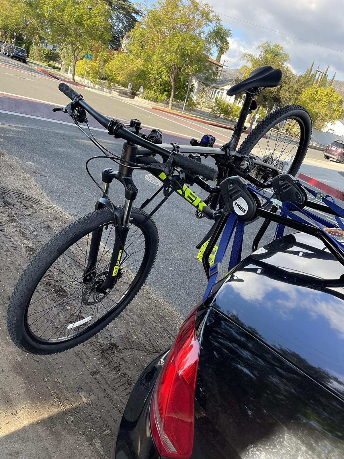 Thule Passage Trunk Mount Carrier customer photo 1