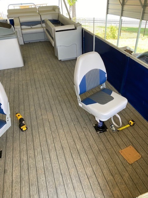 attwood Swivl-Eze Adjustable Boat Seat Pedestal 11.5-17.5 Inch customer photo 2