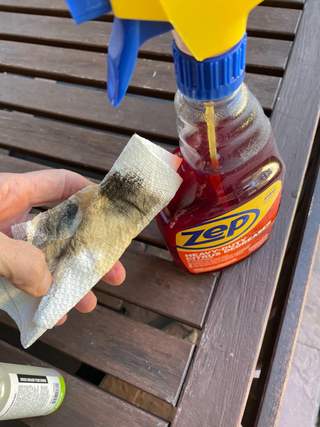 ZEP Heavy-Duty Citrus Degreaser 32 Ounces ZUCIT32 customer photo 1