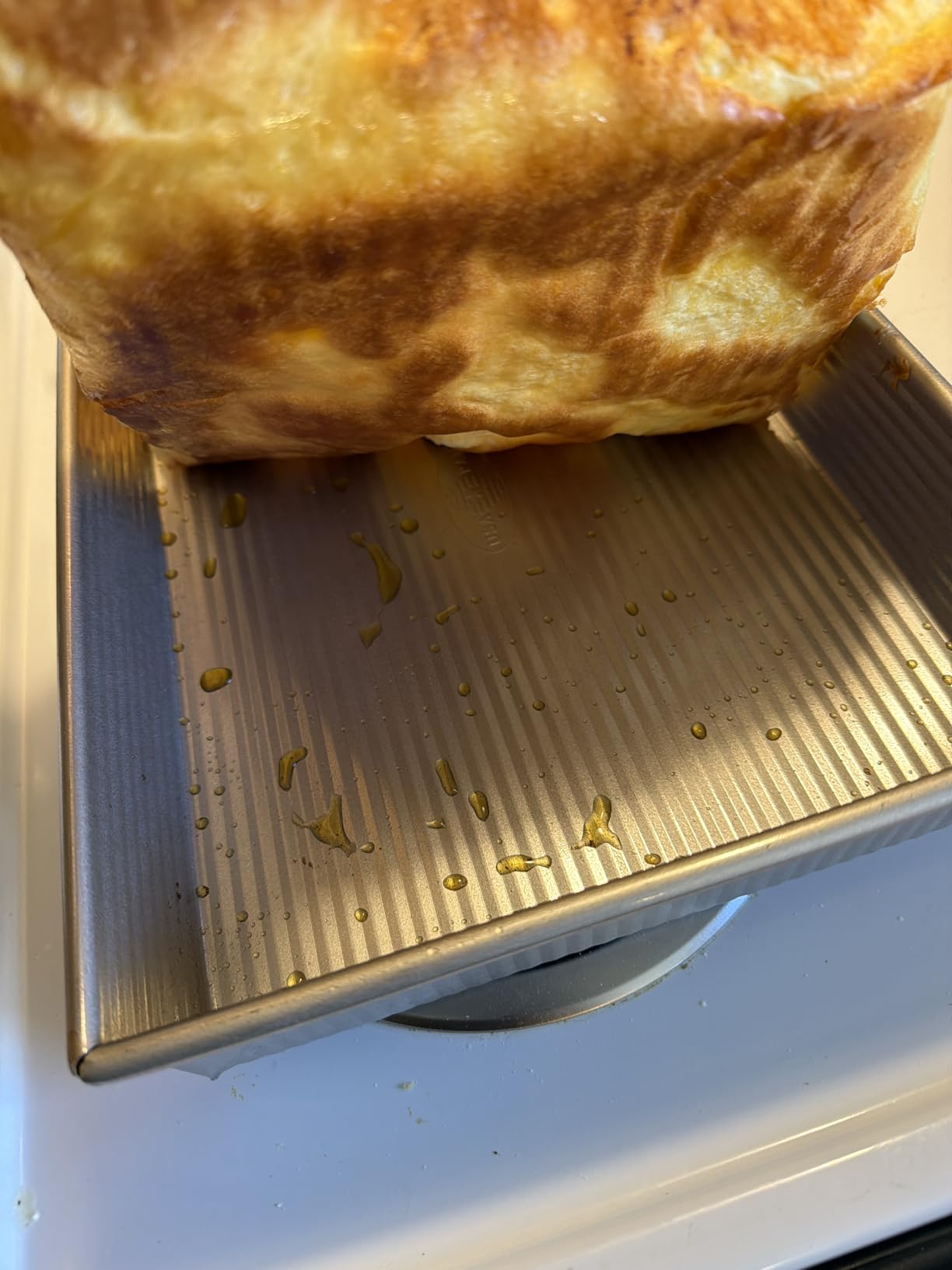 USA Pan Bakeware Nonstick Rectangular Cake Pan, 9 x 13-inch customer photo 2