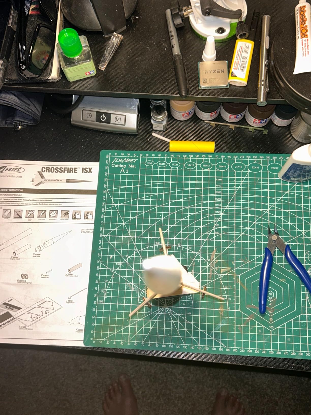 Estes 1469 Tandem X Rocket-Building Kit, Beginner Flying-Rocket Model Kit for Ages 10+, Includes Launch Pad and Controller customer photo 2