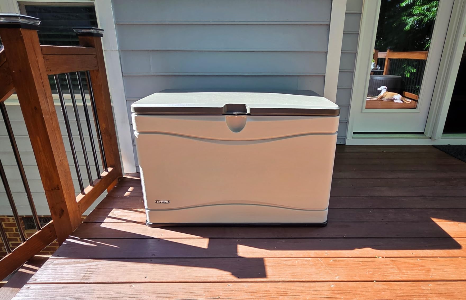 LIFETIME 60012 Extra Large Deck Box, 130 Gallon, Desert Sand/Brown customer photo 2