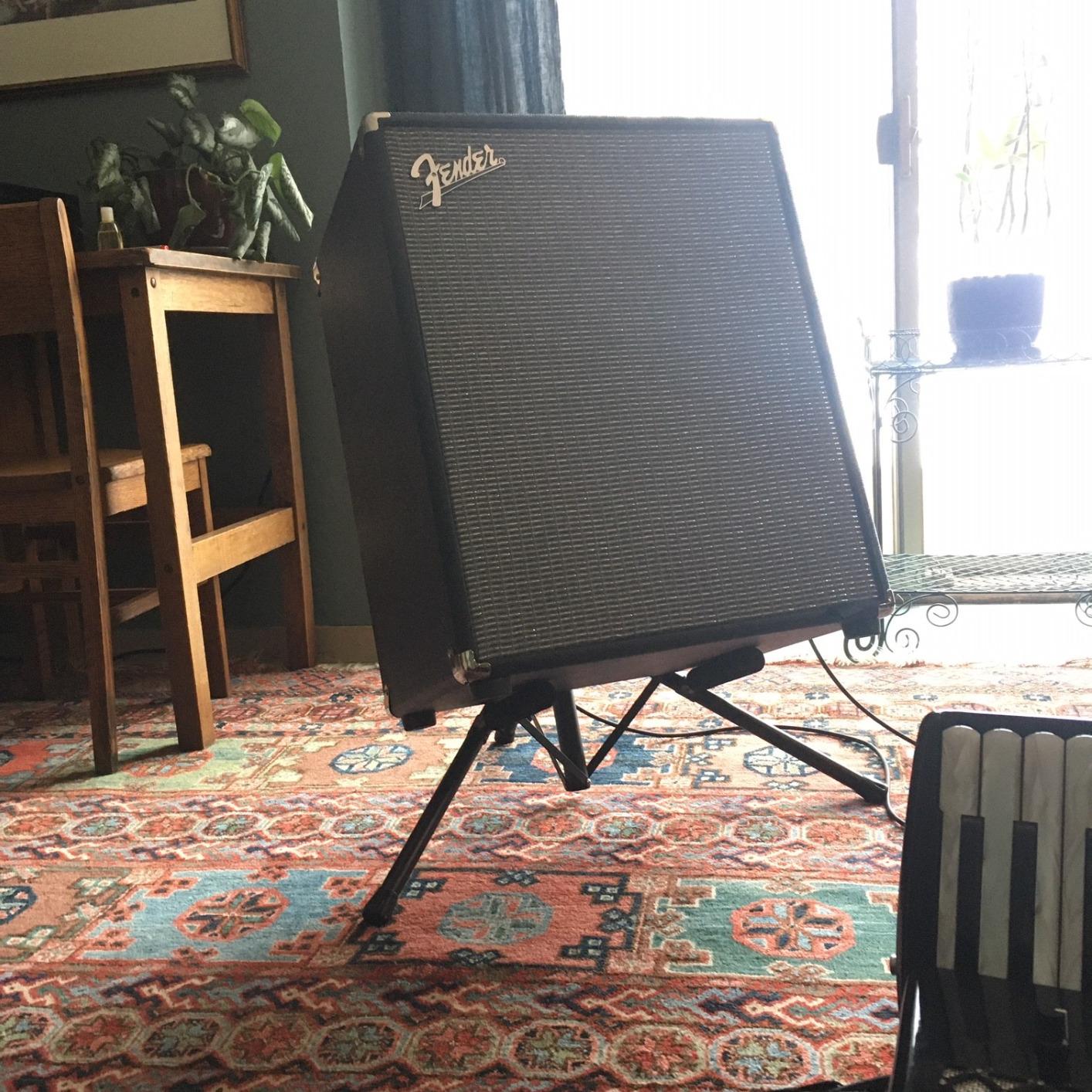 On-Stage RS7500 Tiltback Tripod Guitar Amplifier Stand customer photo 2