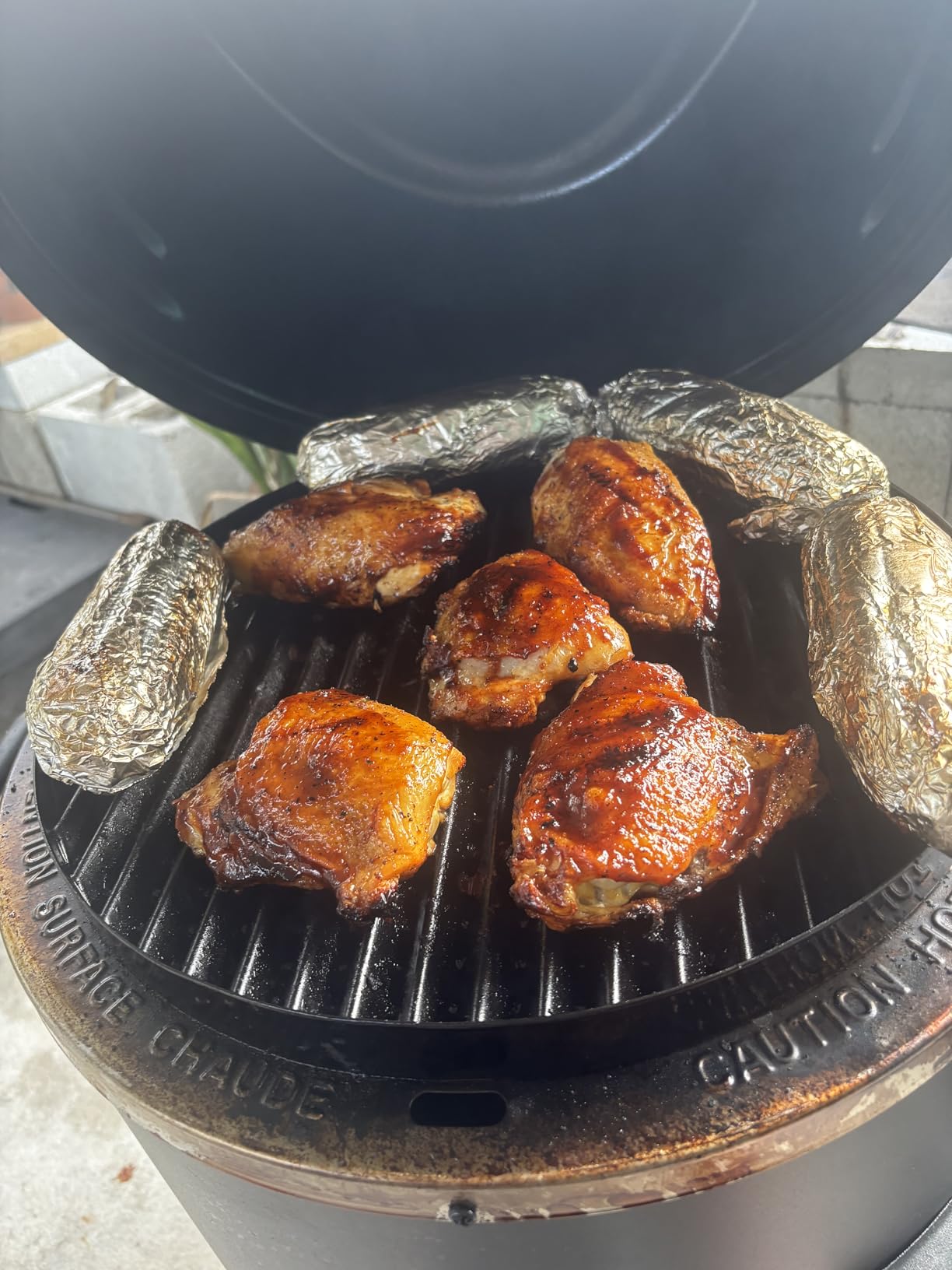 Charbroil The Big Easy TRU-Infrared 3-in-1 Smoker, Roaster & Gas Grill, Black - 14101550 customer photo 1