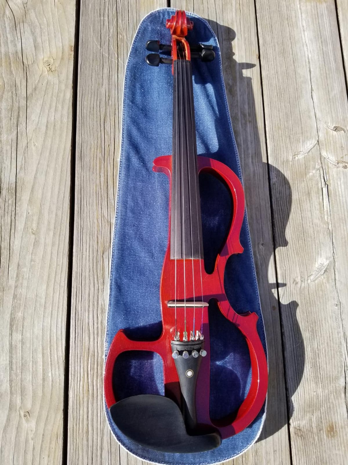 Cecilio 4/4 Electric Silent Violin Set, Solid Maple, Ebony Fittings, Blue customer photo 2