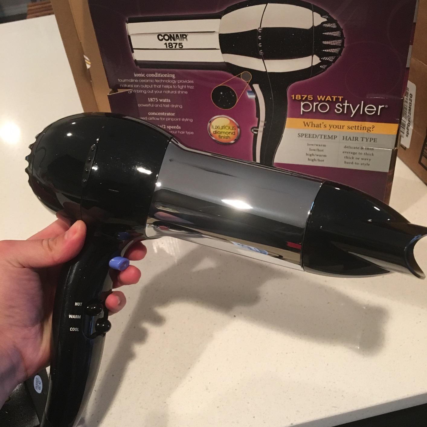 Conair Ionic Hair Dryer with Concentrator Attachment, 1875W, Full Size customer photo 1