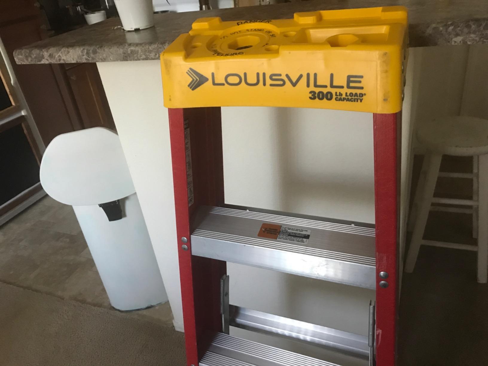Louisville Ladder 4 ft Fiberglass Step Ladder, L-3016-04, Type IA, 300 lbs customer photo 2