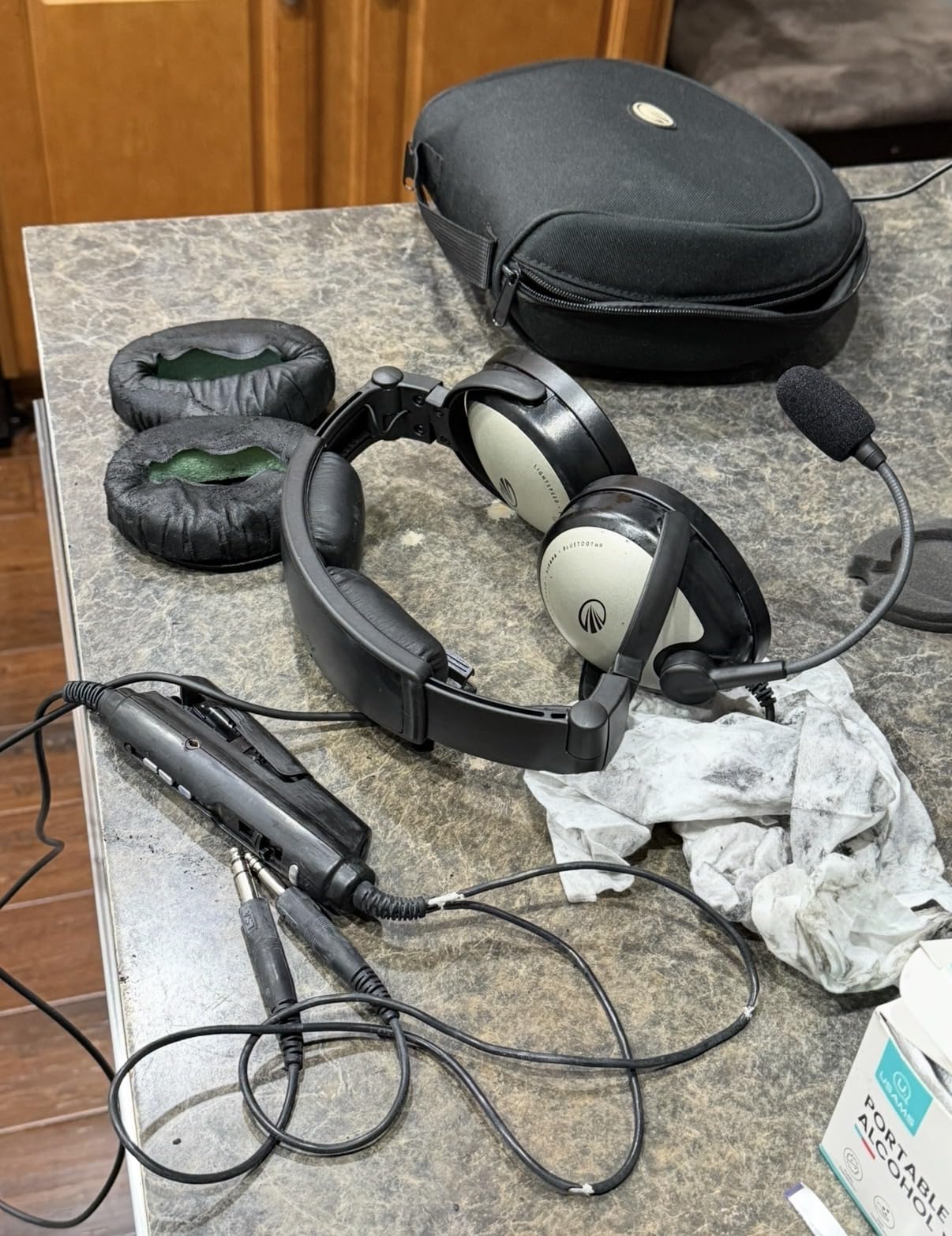 Lightspeed Aviation Sierra ANR Aviation Headset - Premium ANR Pilot Headset - Maximum Noise Canceling & Bluetooth Technology for Exceptional Communication customer photo 2