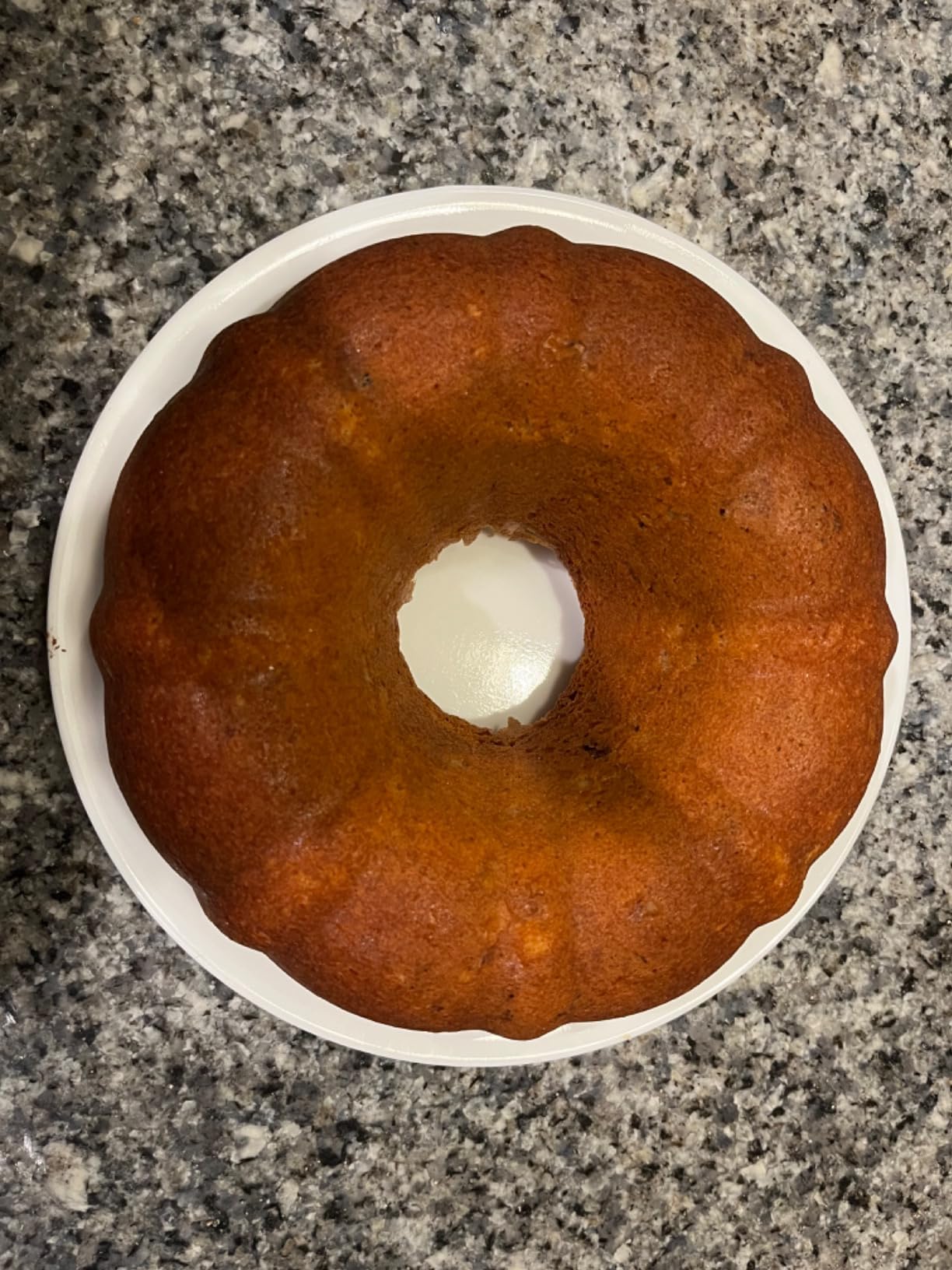 Wilton Gold Non-Stick Fluted Tube Cake Pan, Made Without PFAS, 9.49 in | Non-Stick Steel with Scratch-Resistant Coating, Resists Warping, Dishwasher Safe, Perfect for Bundt & Fluted Tube Cakes customer photo 1