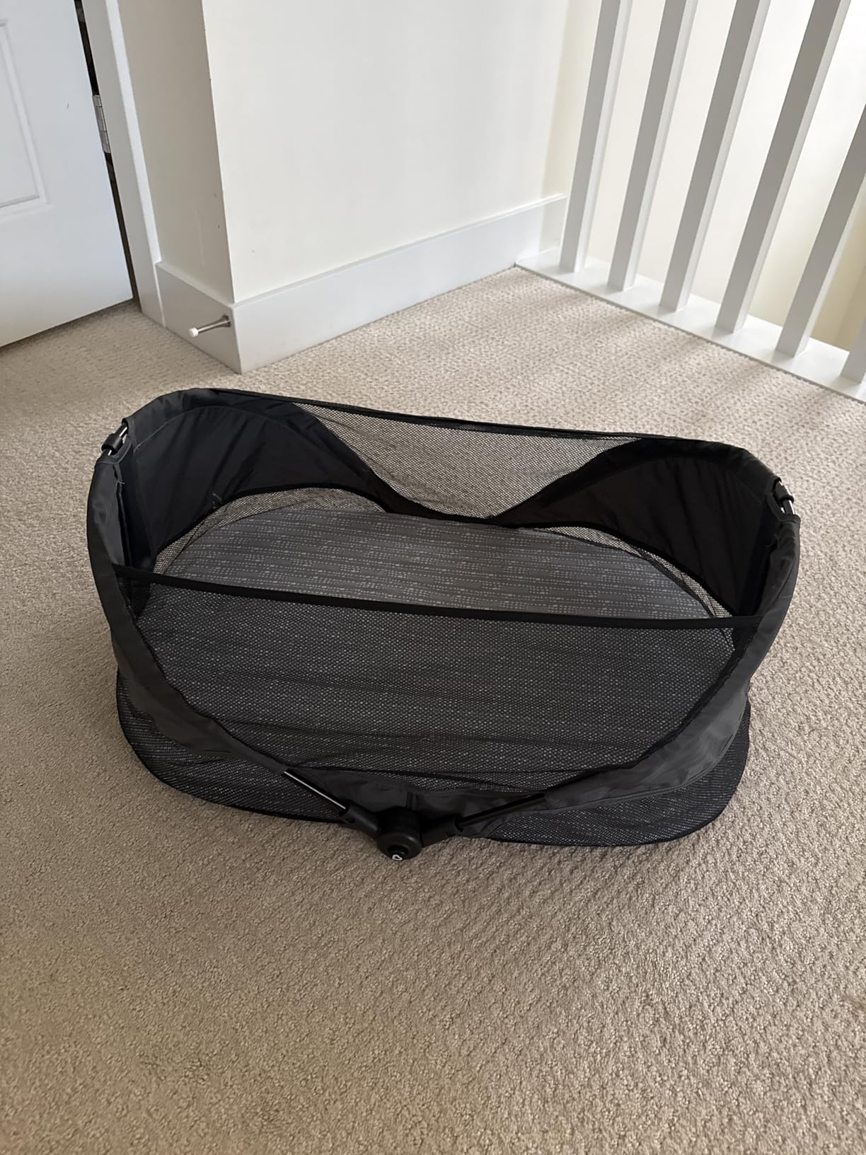 Munchkin Brica Baby Travel Pod, Infant and Baby Travel Essential for Flying and Car Travelling, Easy Setup, Portable, Grey customer photo 1