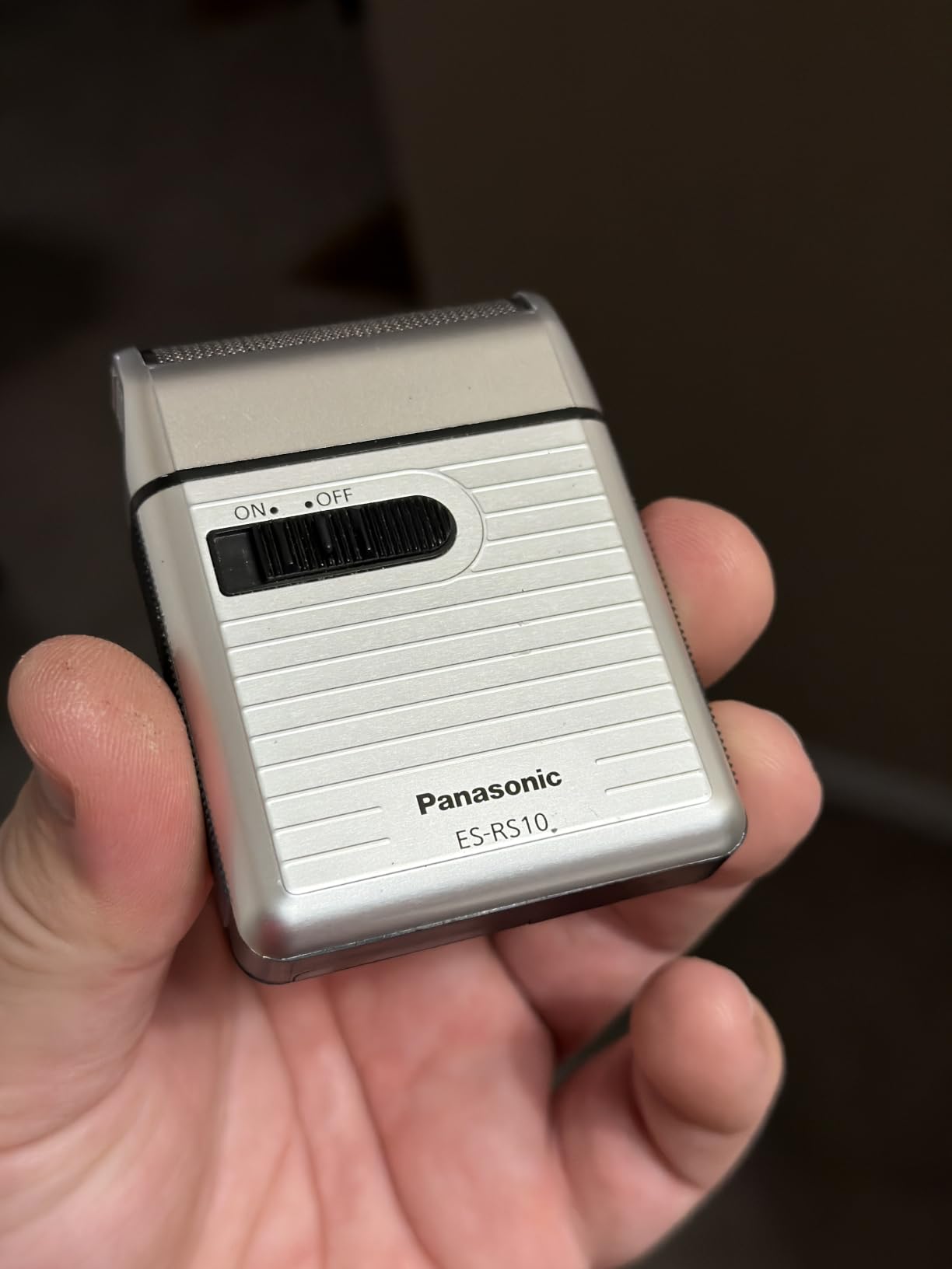 Panasonic Men's Shaver for Traveler ES-RS10-S Silver | DC3V (2 x AA Alkaline) (Japan Model) customer photo 1