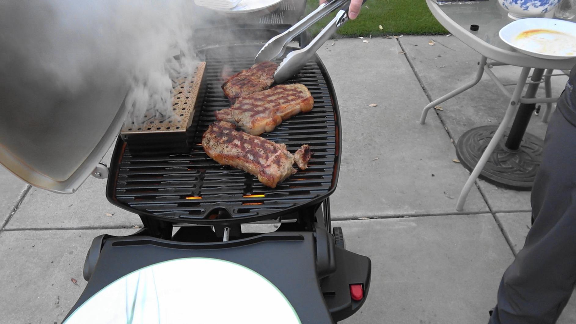 Weber Premium Universal Smoker Box, Stainless Steel customer photo 2