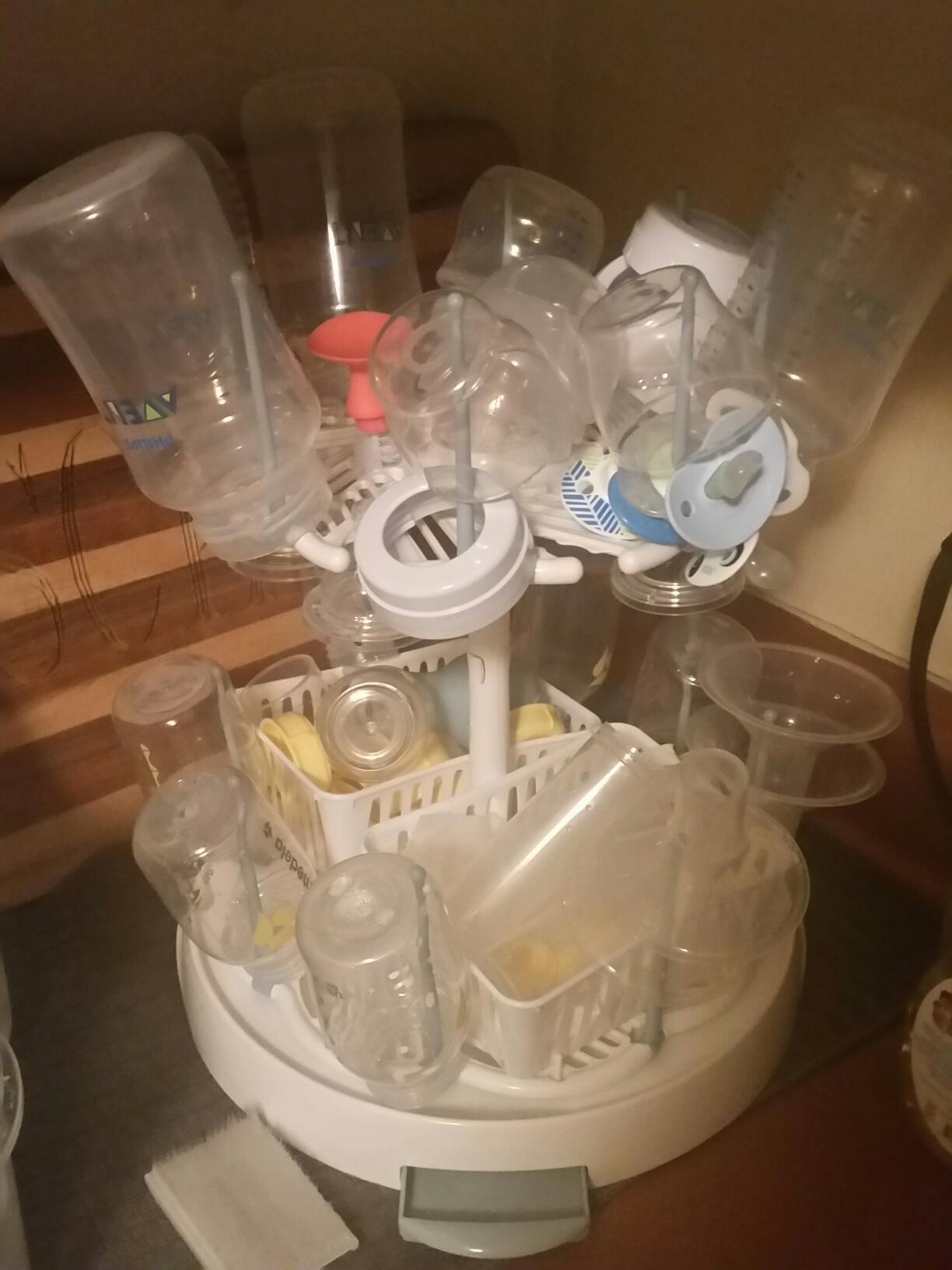 Munchkin High Capacity Baby Bottle Drying Rack, White customer photo 1
