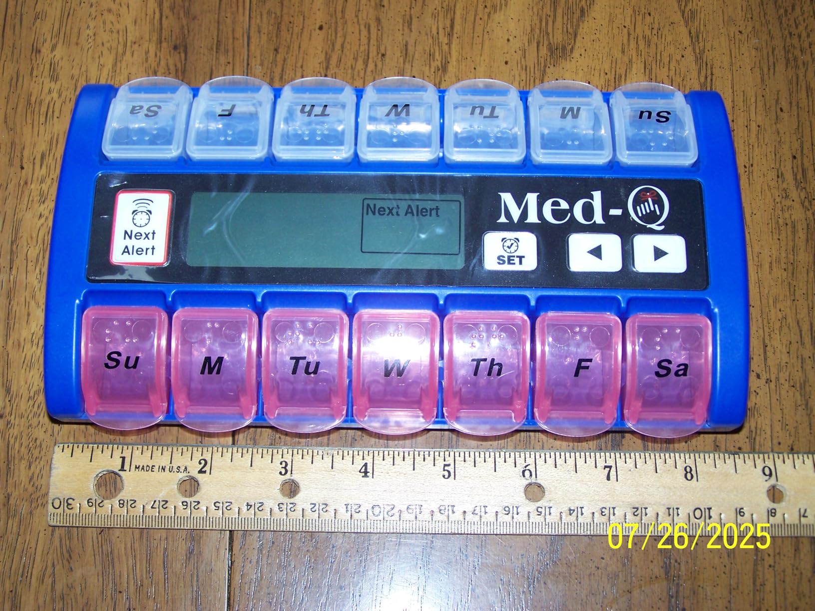 Med-Q Electronic Pill Dispenser with Alarm for Dementia and Elderly | Beeps louder until pills are taken, flashing light shows which box to open customer photo 2