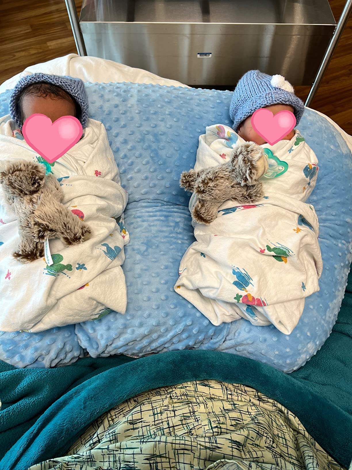 Twin Z Nursing Pillow | Bottle or Breastfeeding | Plus Size Friendly - Blue customer photo 2