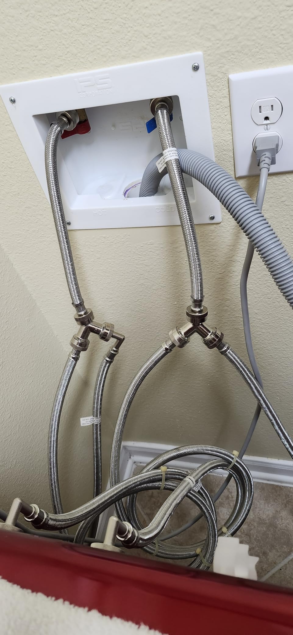Eastman 5 ft Washing Machine Hose Connectors with Elbows, Pack of 2, 3/4 in FHT x 3/4 in FHT, Braided Stainless Steel, 41065 customer photo 2