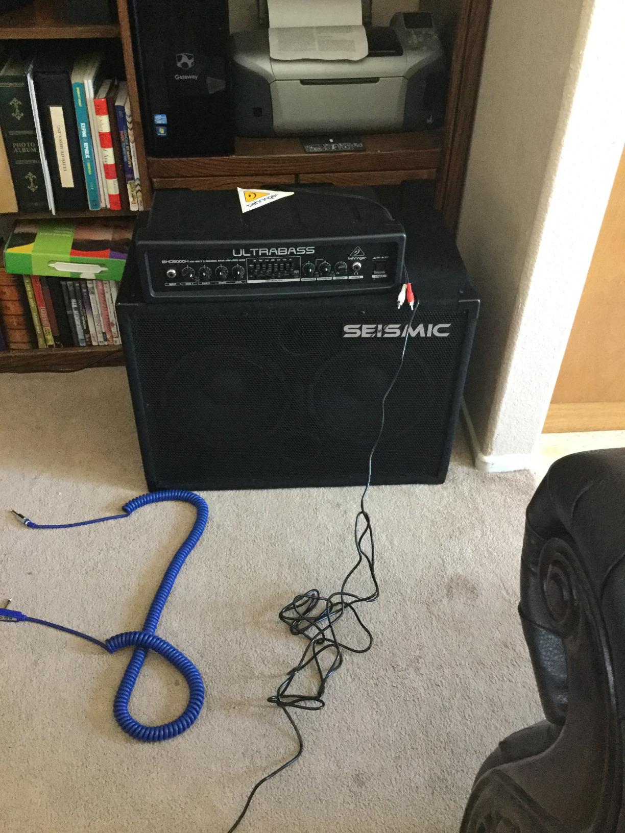 Behringer ULTRABASS BXD3000H Ultra-Lightweight 300 Watt 2 Channel Bass Amplifier Head with FBQ Spectrum Analyzer, Ultrabass Processor and Compressor customer photo 2