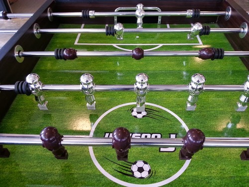 Hathaway Primo 56-In Foosball Table for Family Game Room - With Counterbalanced Players, E-Z Spin Bearings, Analog Scoring Units, Easy-Grip Handles & Adjustable Leg Levelers - Wood Grain Finish customer photo 2