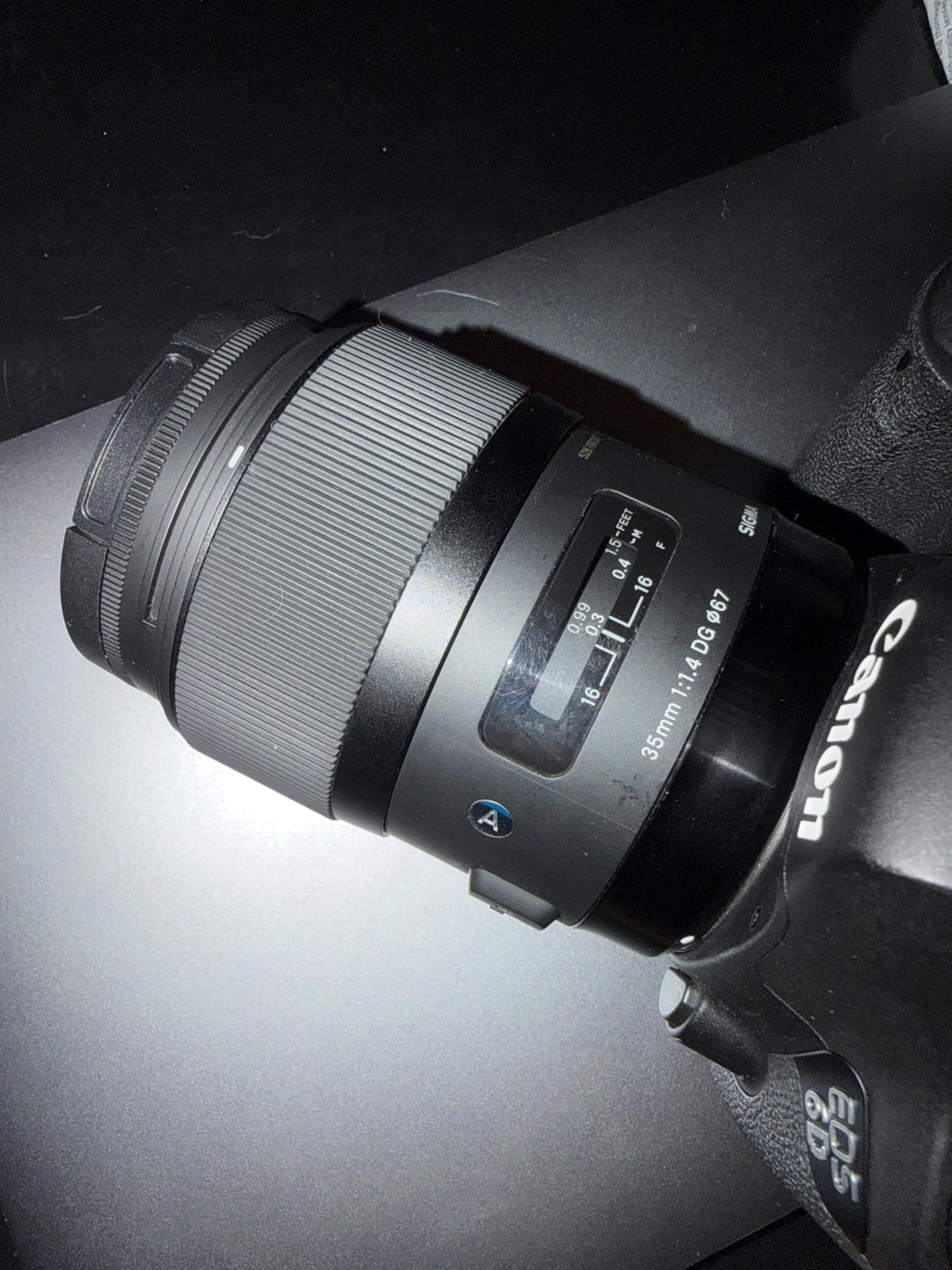 Sigma 35mm F1.4 Art DG HSM Lens for Canon, Black customer photo 1