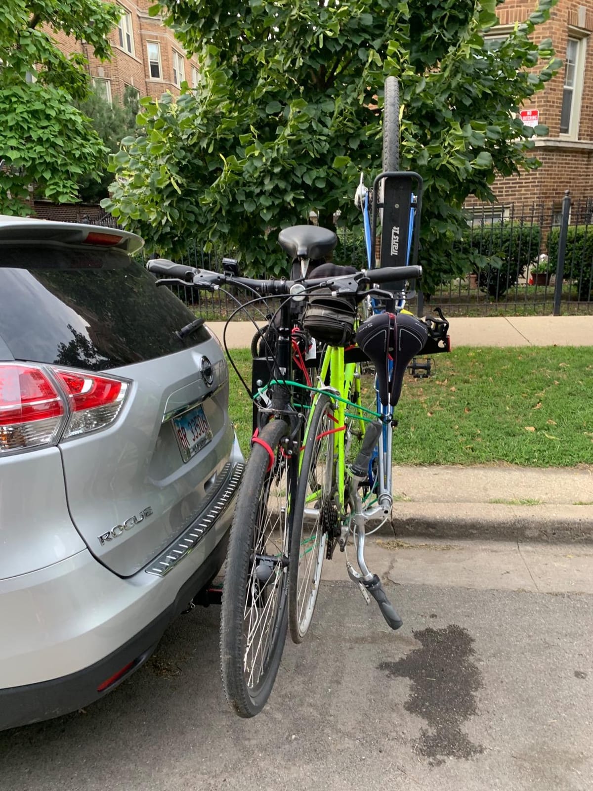 MaxxHaul Hitch Mount 4 Bike Rack 150 lb Capacity Heavy‑Duty Swing Down Design Fits Cars Trucks SUVs and Minivans with Safety Reflector Easy Install (70210) customer photo 2