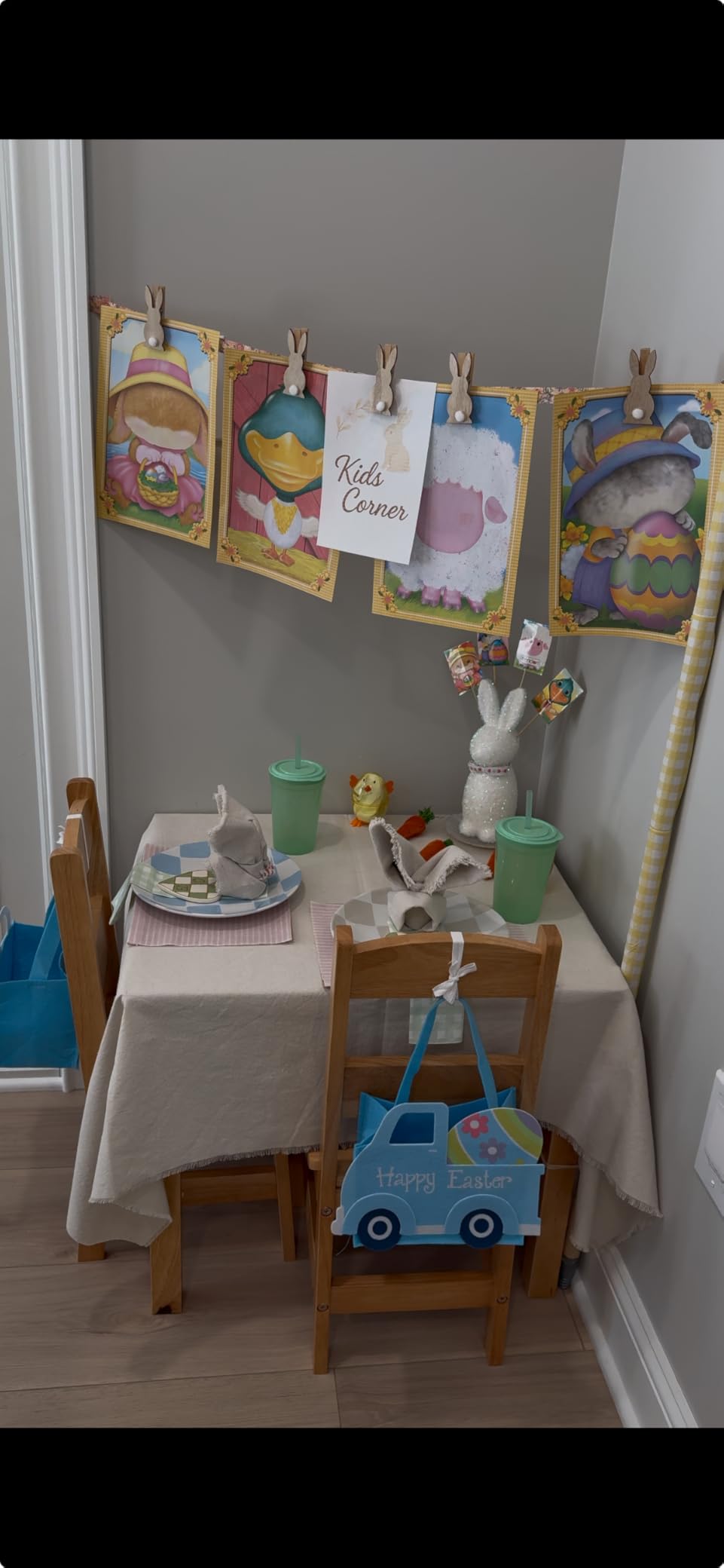 Melissa & Doug Solid Wood Kids Table and Chairs (2), Premium Quality Wooden Toddler Table and Chair Set for Kids Playroom Furniture & Montessori Classroom Furniture for Boys & Girls Ages 3+ customer photo 1