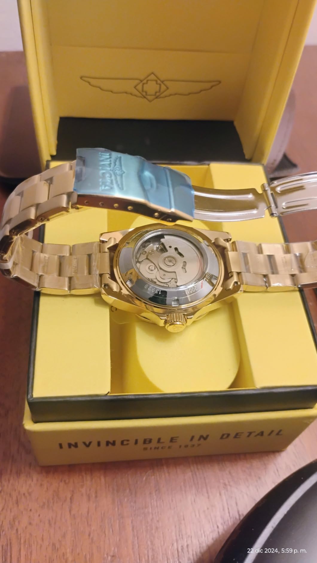Invicta Men's 13929 Pro Diver Automatic Gold Dial 18k Gold Ion-Plated Stainless Steel Watch customer photo 1