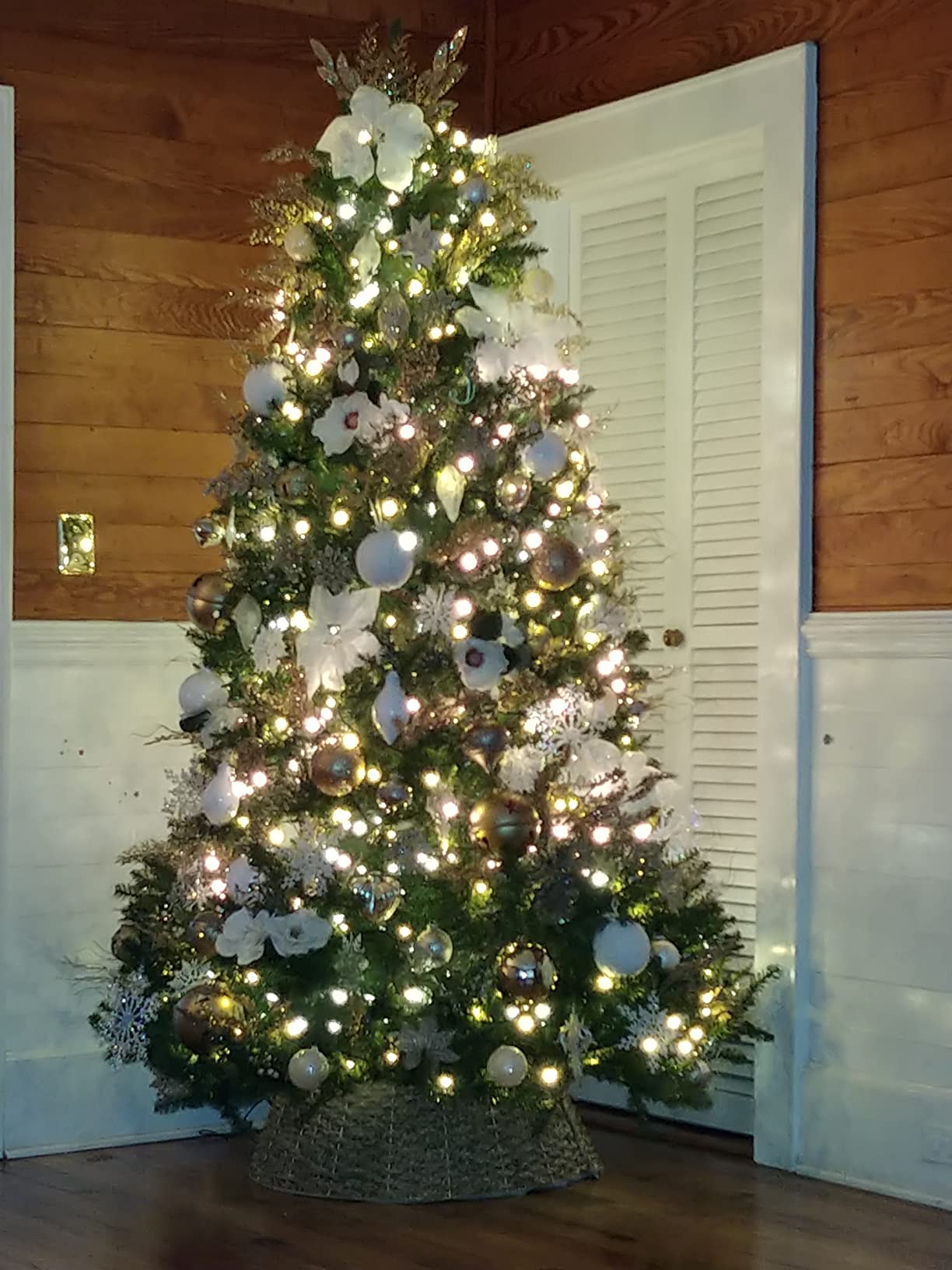 National Tree Company 7ft Unlit Dunhill Fir Full Artificial Christmas Tree customer photo 1