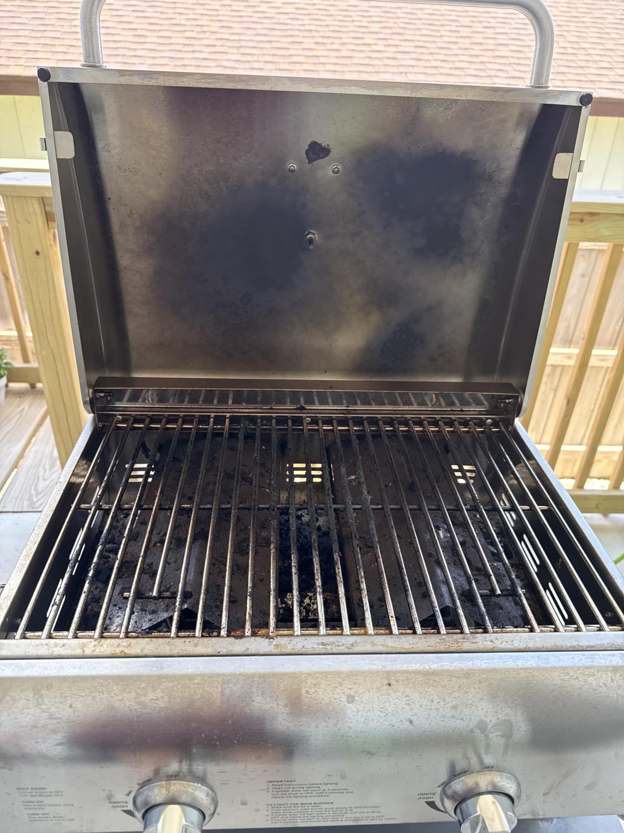 Cuisinart Outdoor Gas Grill, 20,000 BTU, Portable, 2-Burner customer photo 1
