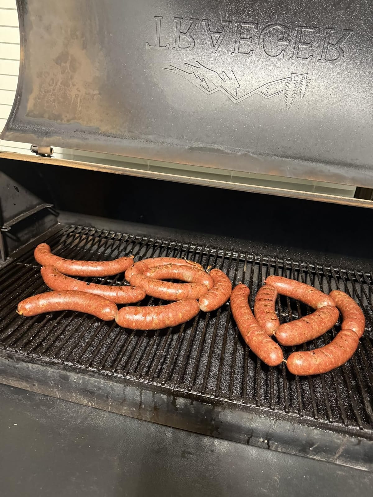 LEM Products Natural Hog Casings, 32–35mm Edible Sausage Casings for Sausage Links, Hot Dogs, Italian, Pepperoni, Salami, Homemade Sausages, Stuffs Approx. 30 lbs, 6.1 oz Package customer photo 1