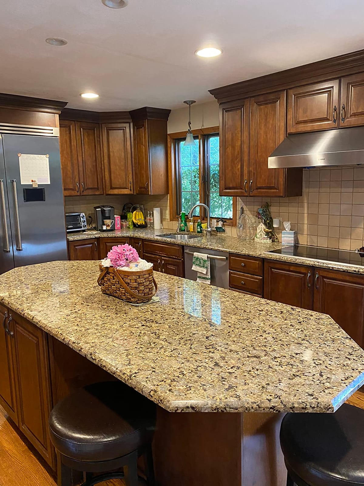 Weiman Disinfectant Granite & Stone Daily Clean & Shine, 24 Oz customer photo 2