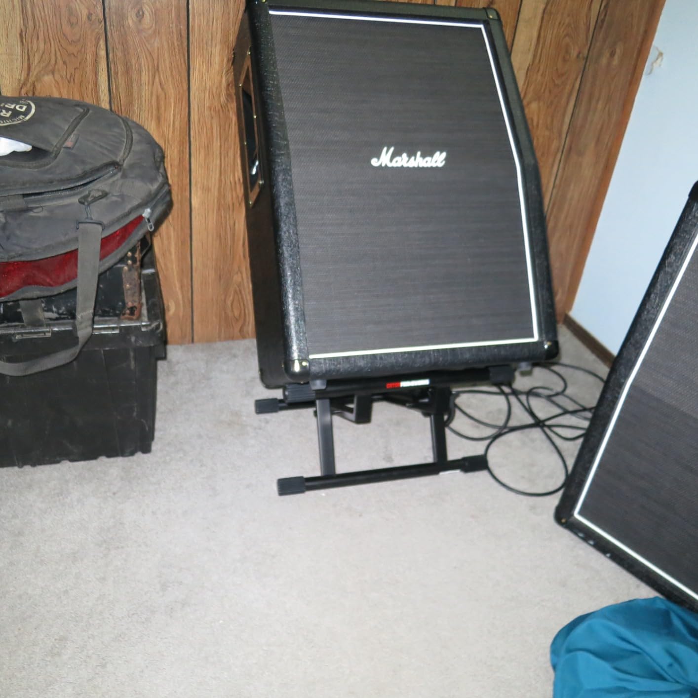 Gator Frameworks Adjustable Guitar Amp Stand, Fits Most Combo Amplifiers customer photo 1